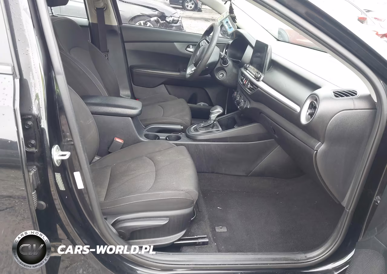 2020 Kia Forte Fe VIN:3KPF24AD1LE184258 - 5