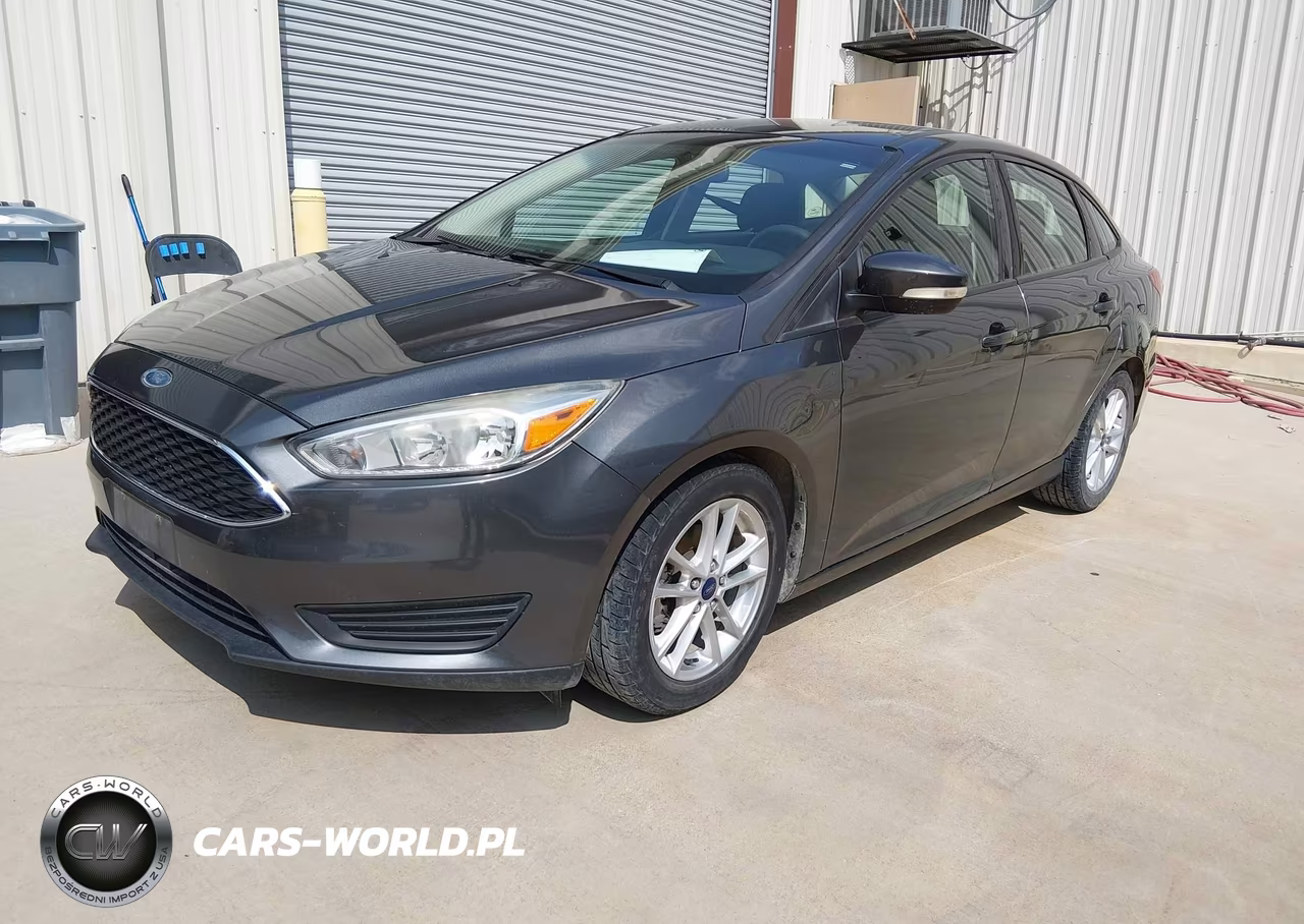 2016 Ford Focus Se VIN:1FADP3F21GL365938 - 2
