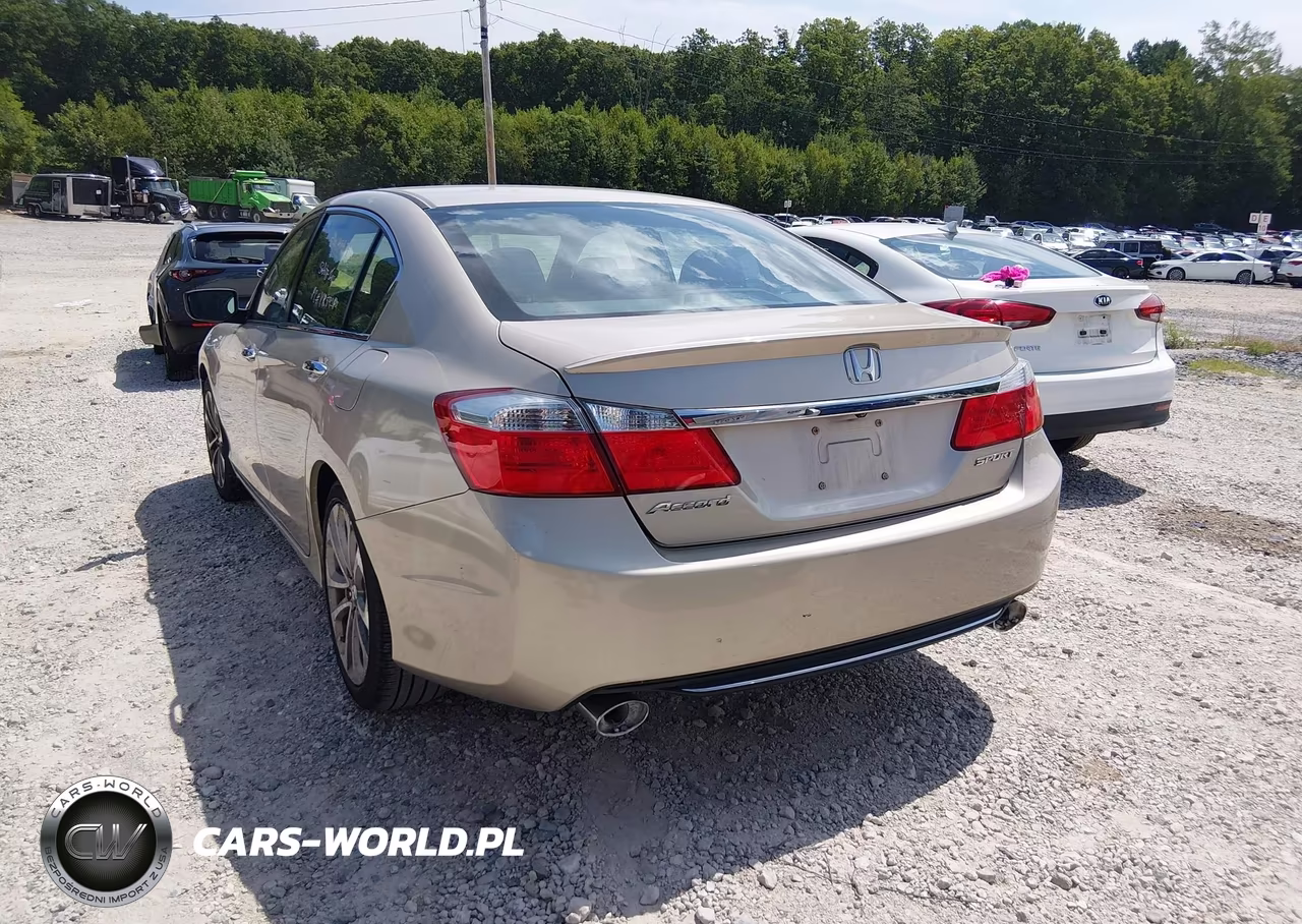 2015 Honda Accord Sport VIN:1HGCR2F53FA252010 - 3