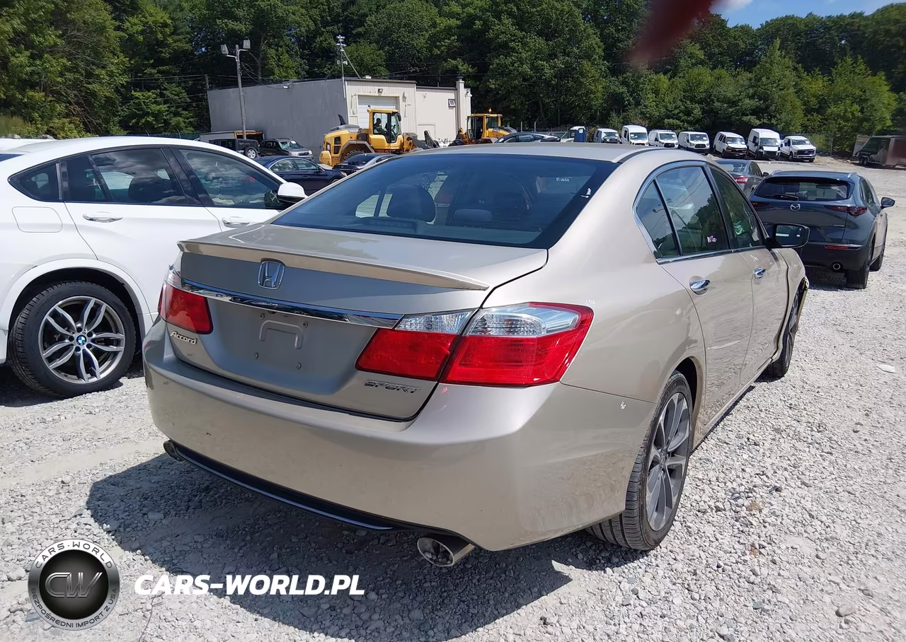 2015 Honda Accord Sport VIN:1HGCR2F53FA252010 - 4