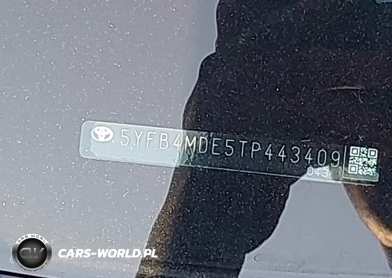 2026 Toyota Corolla Le VIN:5YFB4MDE5TP443409 - 17