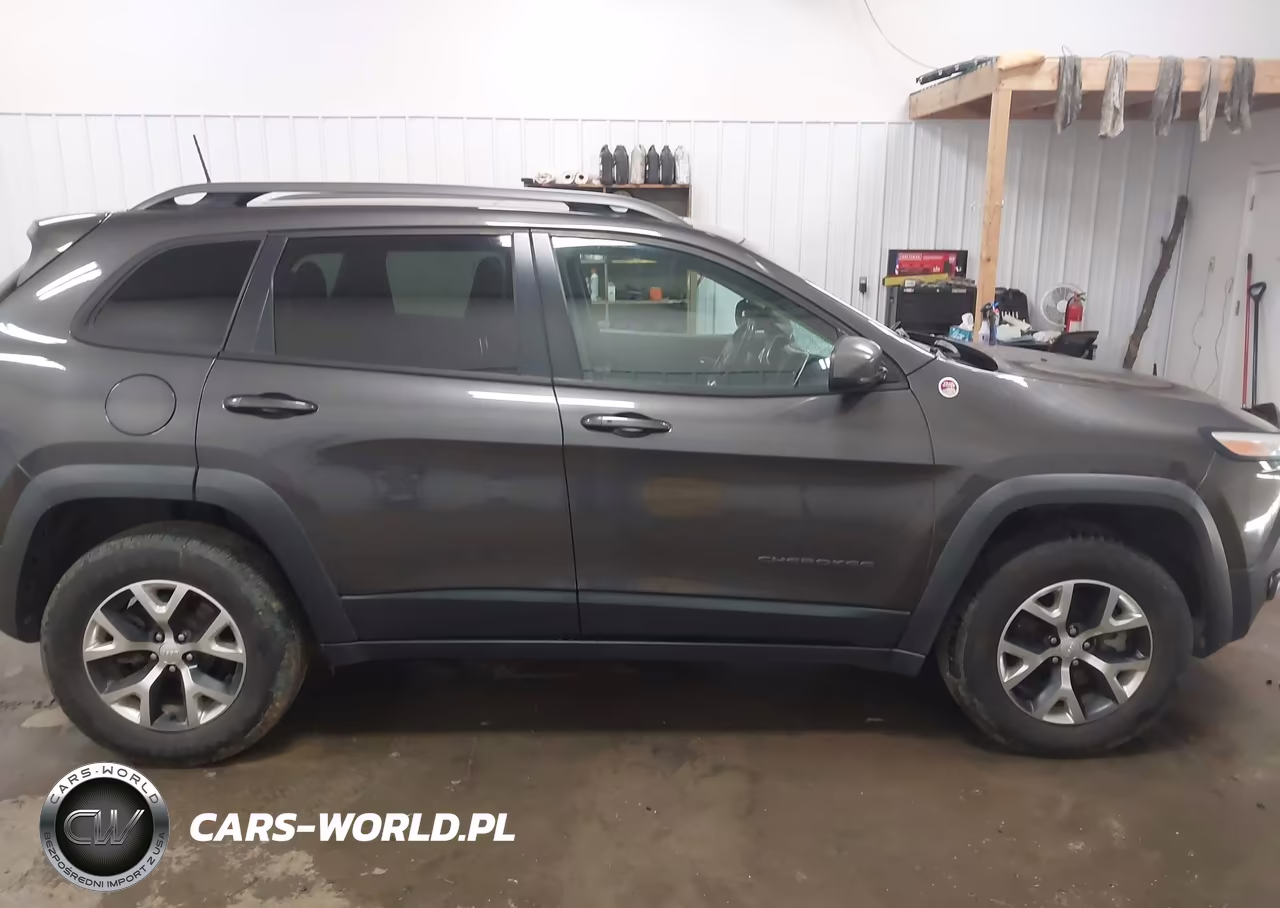 2018 Jeep Cherokee Trailhawk 4X4 VIN:1C4PJMBXXJD522481 - 13