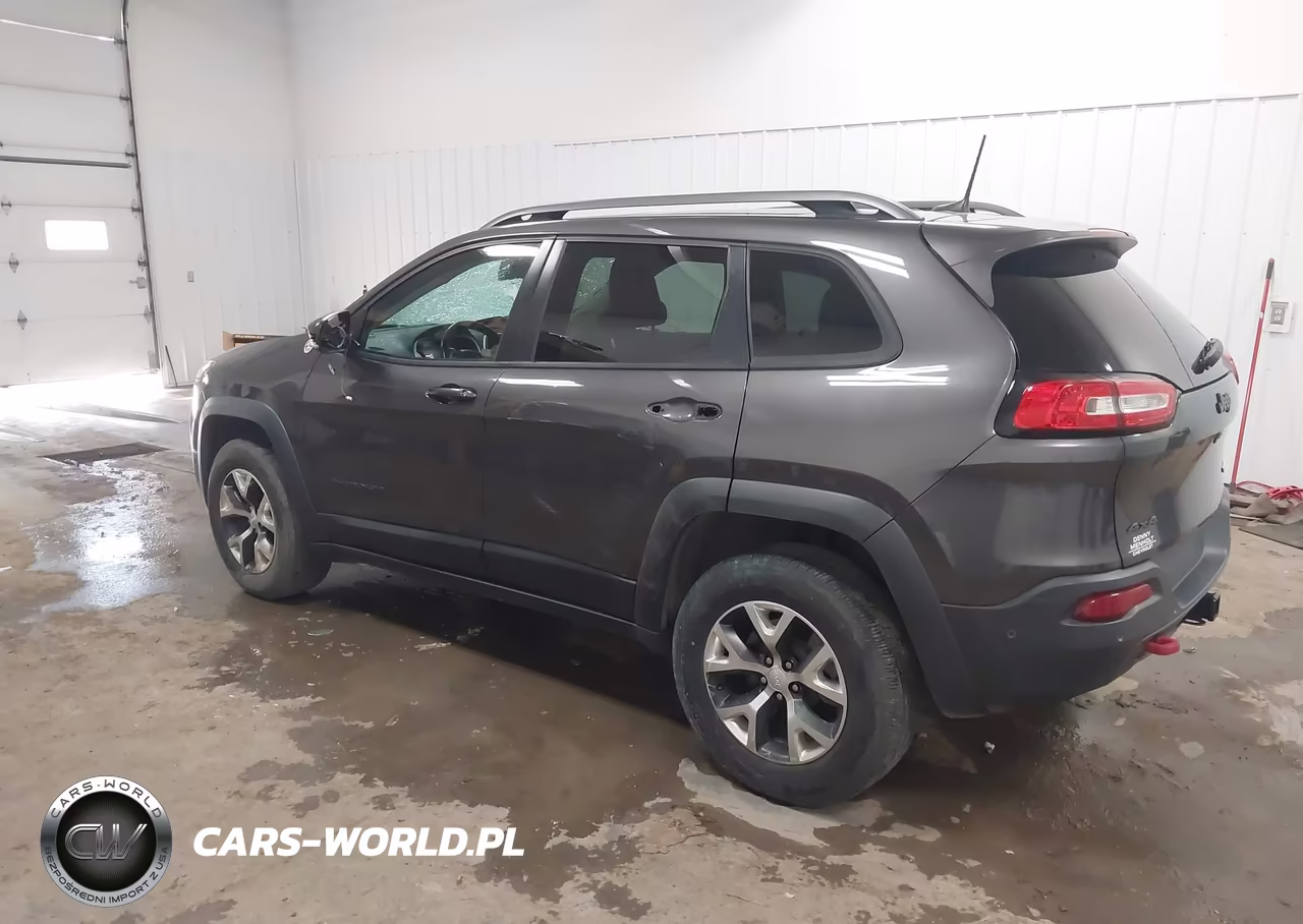 2018 Jeep Cherokee Trailhawk 4X4 VIN:1C4PJMBXXJD522481 - 3