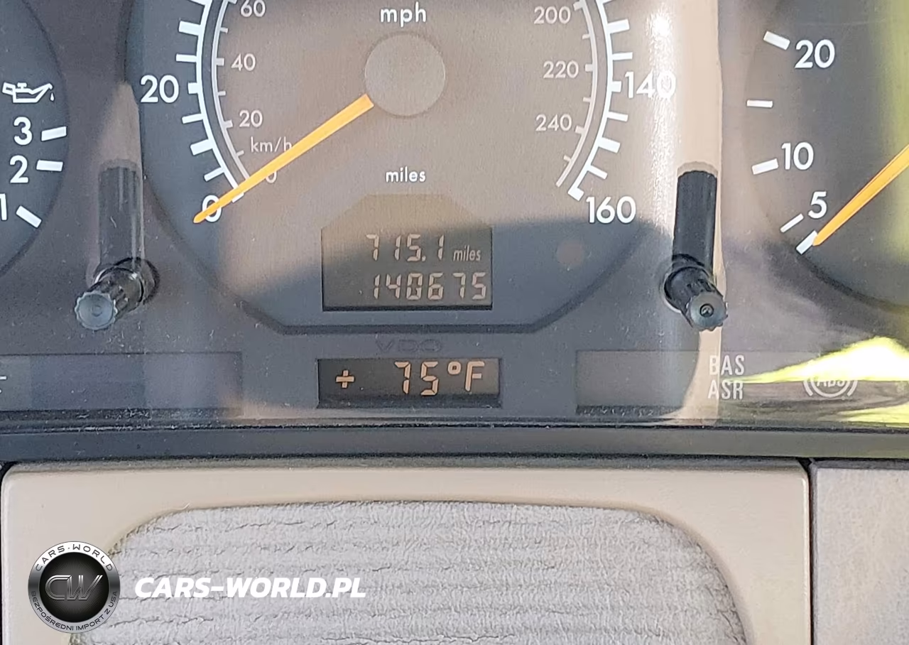 1999 Mercedes-Benz S 320 VIN:WDBGA33G2XA419721 - 16