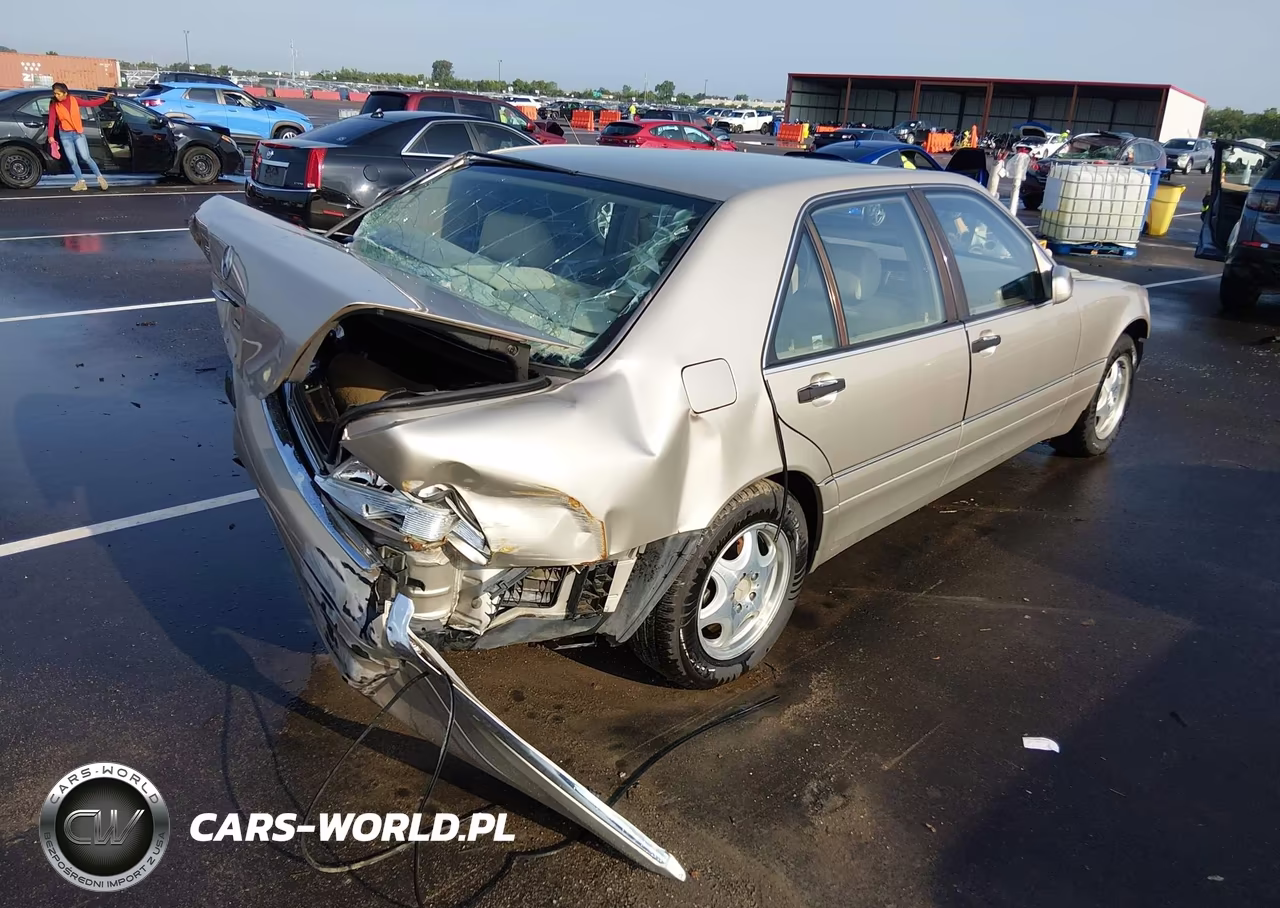1999 Mercedes-Benz S 320 VIN:WDBGA33G2XA419721 - 4