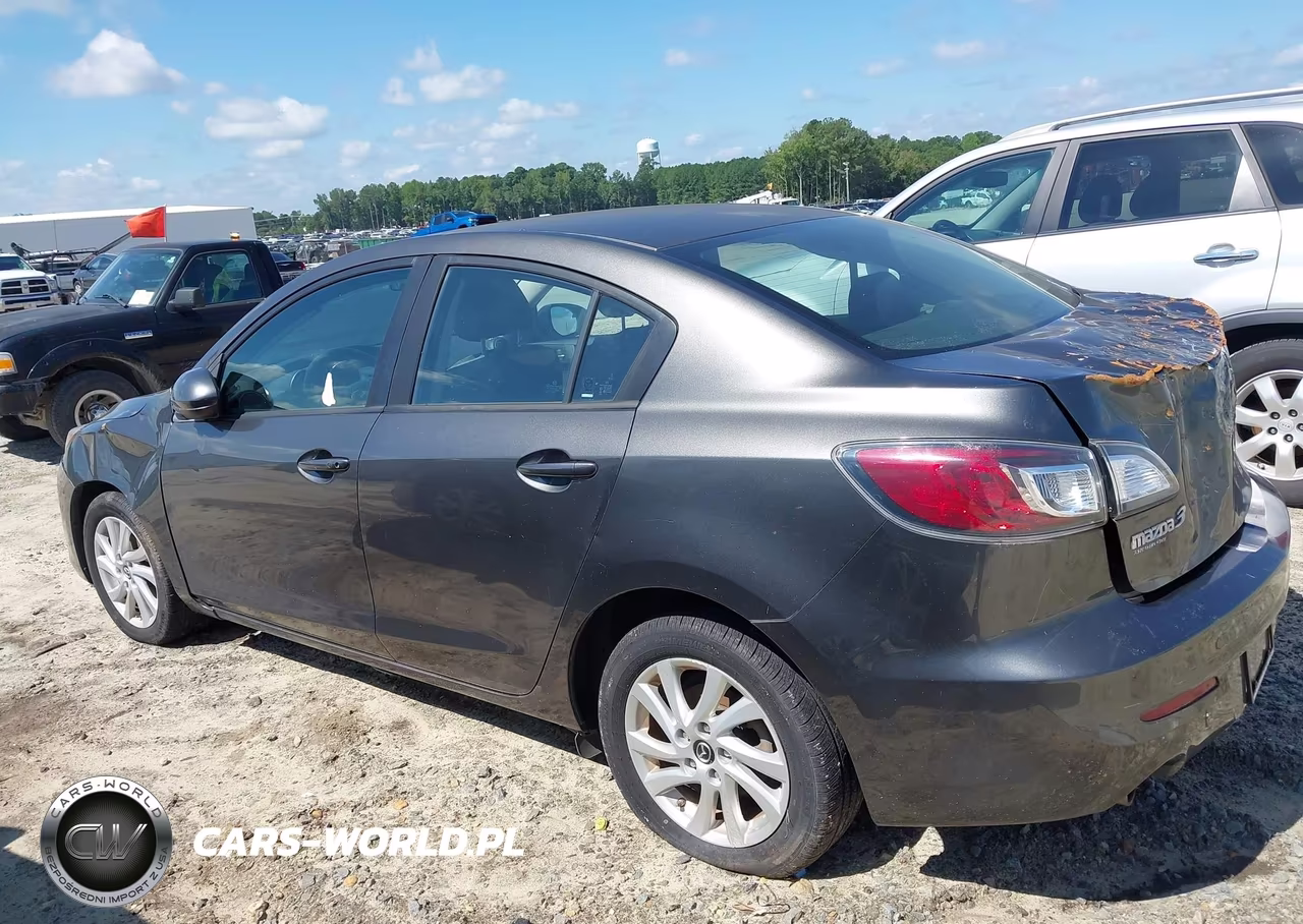 2013 Mazda Mazda3 I Touring VIN:JM1BL1V78D1739581 - 14