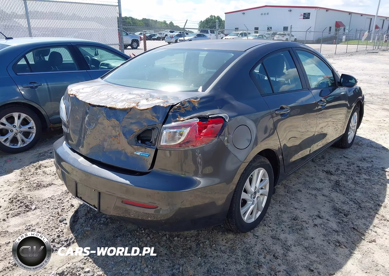 2013 Mazda Mazda3 I Touring VIN:JM1BL1V78D1739581 - 4