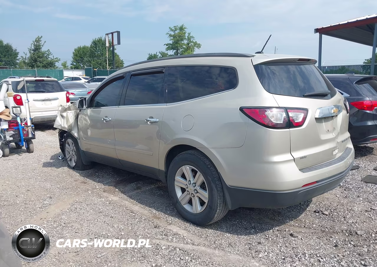 2013 Chevrolet Traverse Lt VIN:1GNKVGKD8DJ175056 - 3