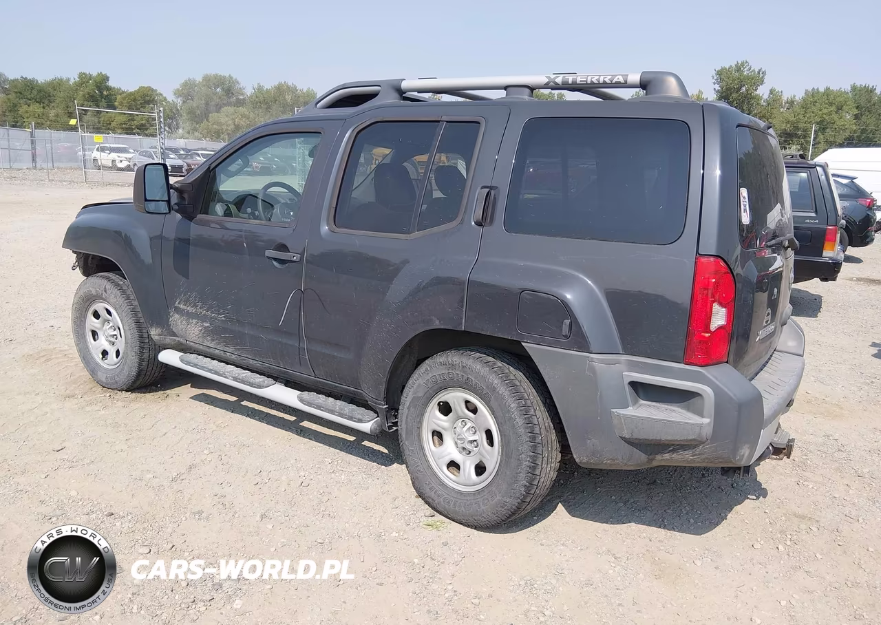 2013 Nissan Xterra X VIN:5N1AN0NW7DN823175 - 3