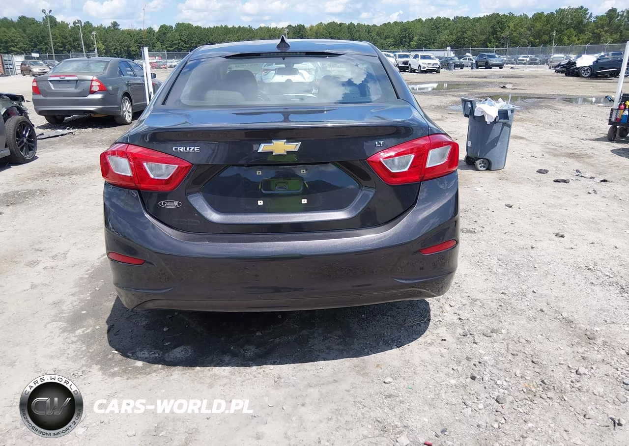 2017 Chevrolet Cruze Lt Auto VIN:1G1BE5SM2H7205628 - 17