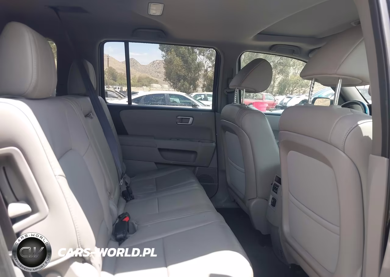 2015 Honda Pilot Ex-L VIN:5FNYF4H54FB040018 - 8