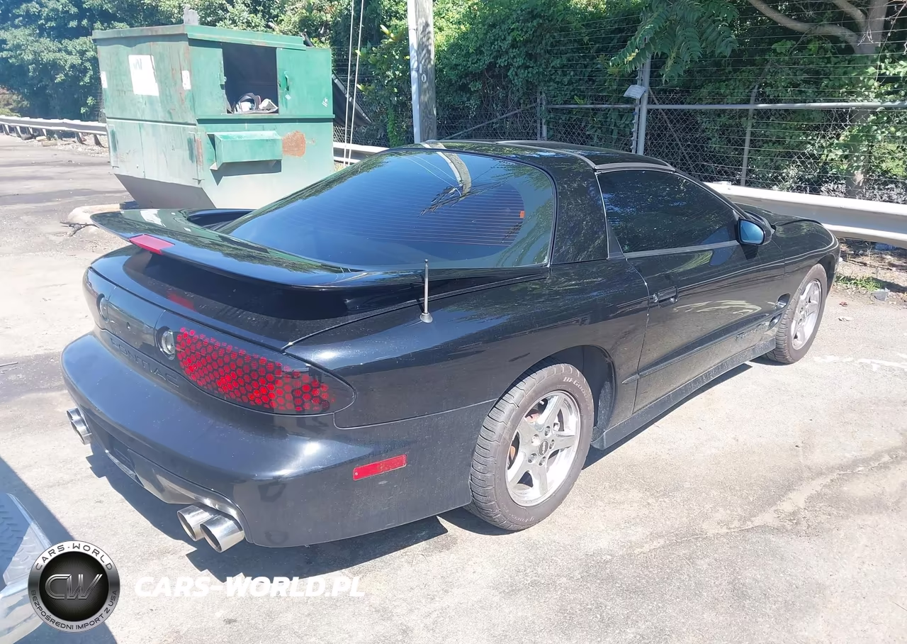 1998 Pontiac Firebird Trans Am VIN:2G2FV22GXW2213423 - 4