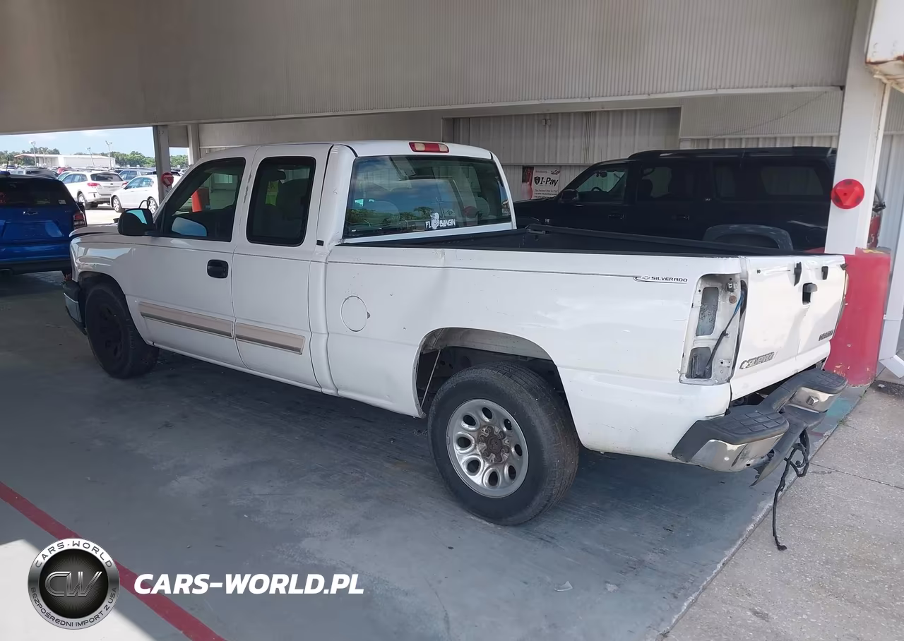 2005 Chevrolet Silverado 1500 Ls VIN:1GCEC19X35Z296458 - 3