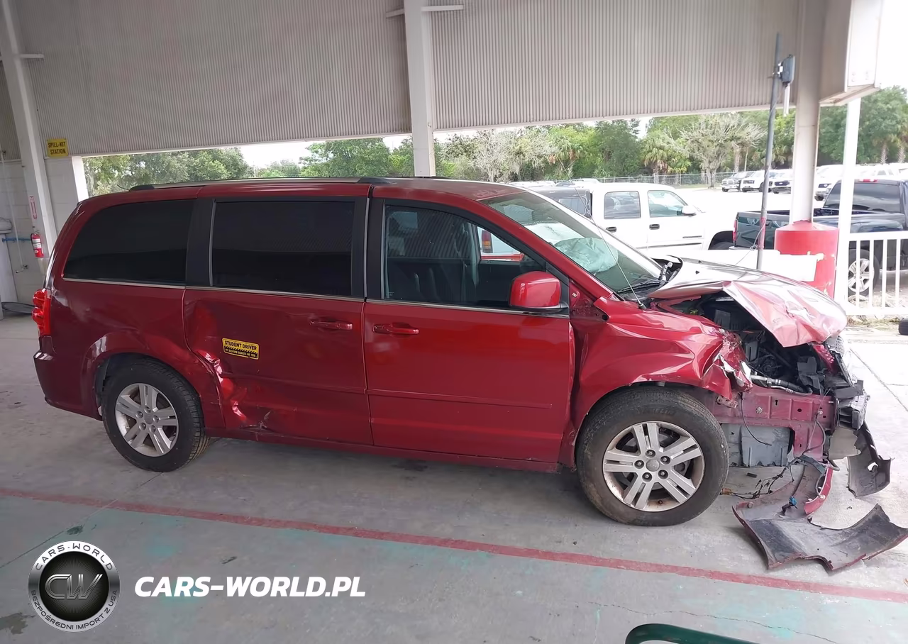 2011 Dodge Grand Caravan Crew VIN:2D4RN5DG1BR663179 - 13