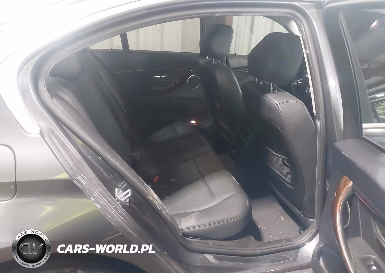 2015 BMW 328I xDrive VIN:WBA3B3G55FNR86841 - 8