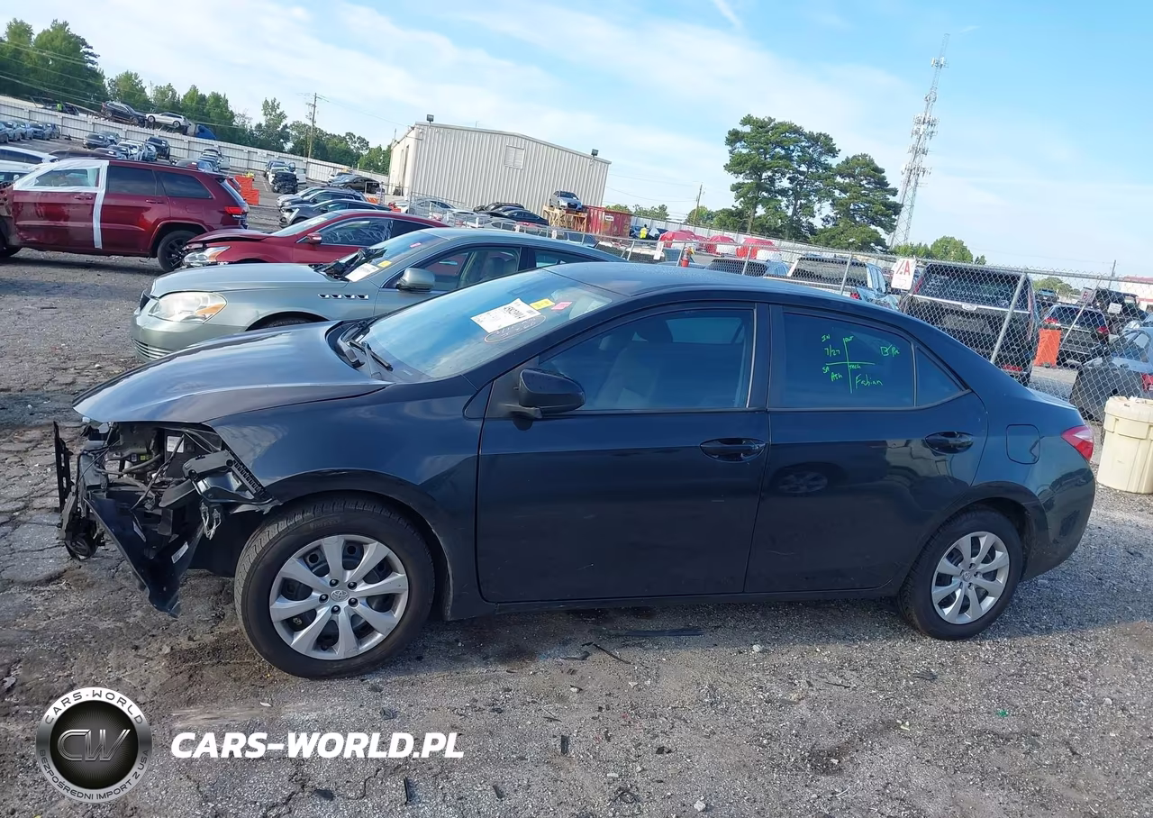 2018 Toyota Corolla Le VIN:2T1BURHE4JC100384 - 15