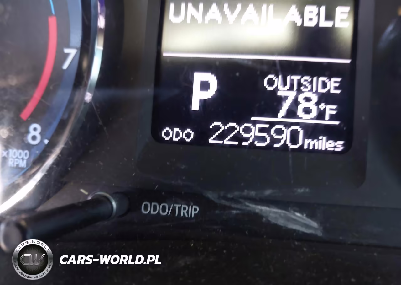 2018 Toyota Corolla Le VIN:2T1BURHE4JC100384 - 16