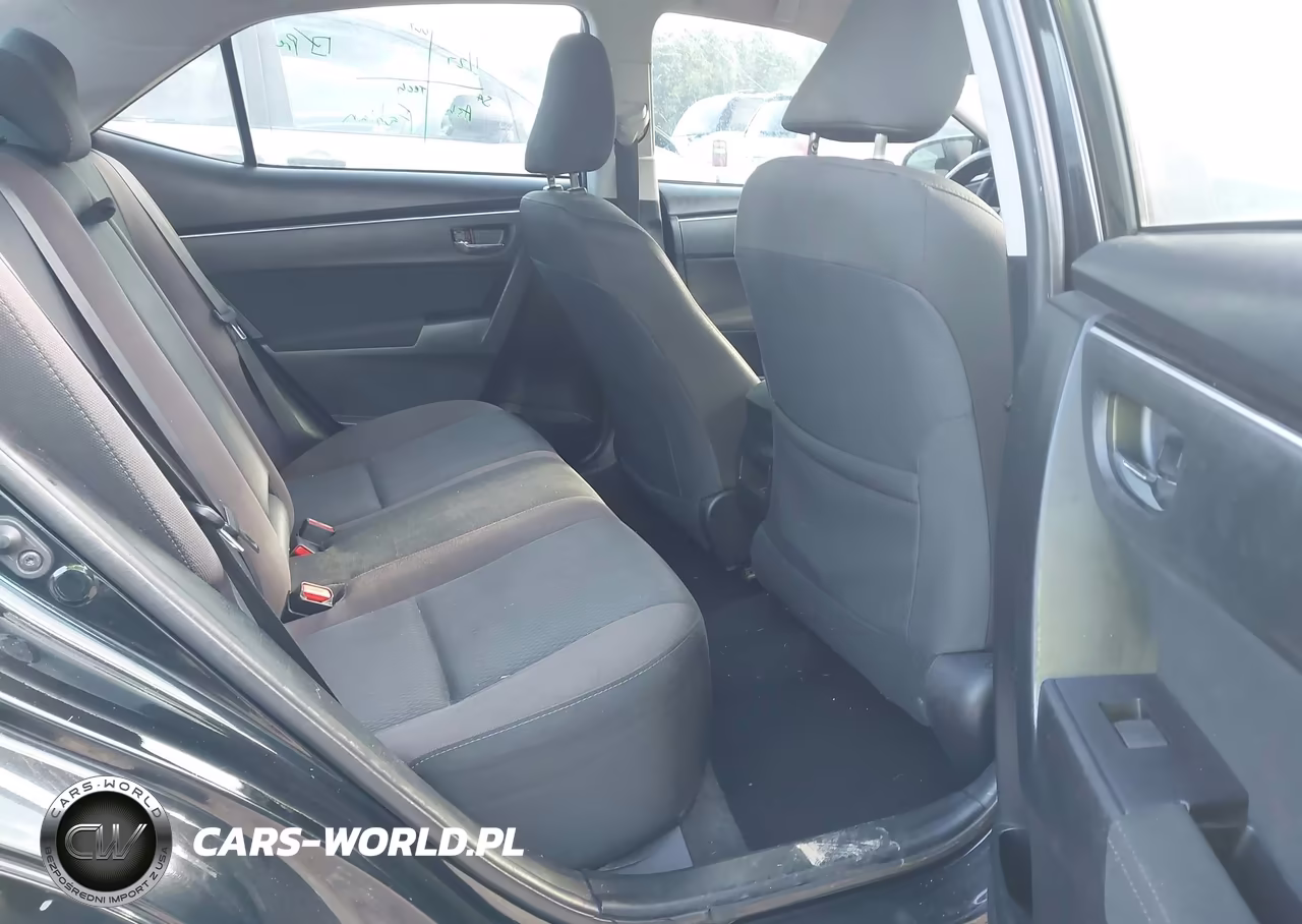 2018 Toyota Corolla Le VIN:2T1BURHE4JC100384 - 8
