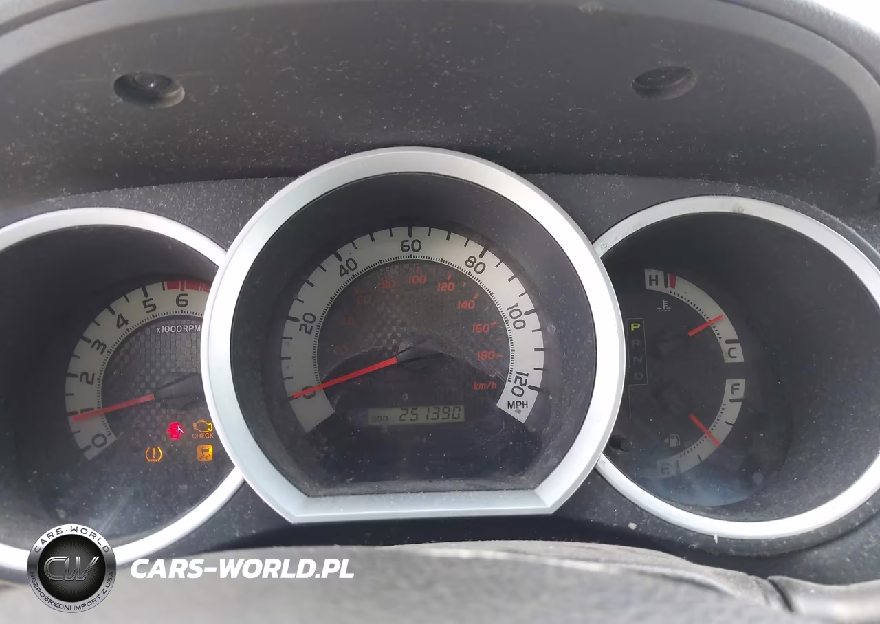 2011 Toyota Tacoma Prerunner VIN:5TFJX4GNXBX004608 - 7