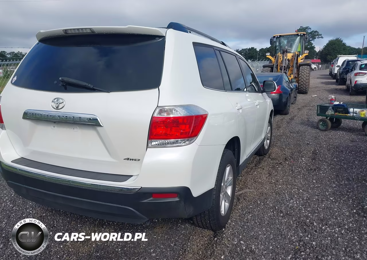2011 Toyota Highlander Se V6 VIN:5TDBK3EH8BS067948 - 4