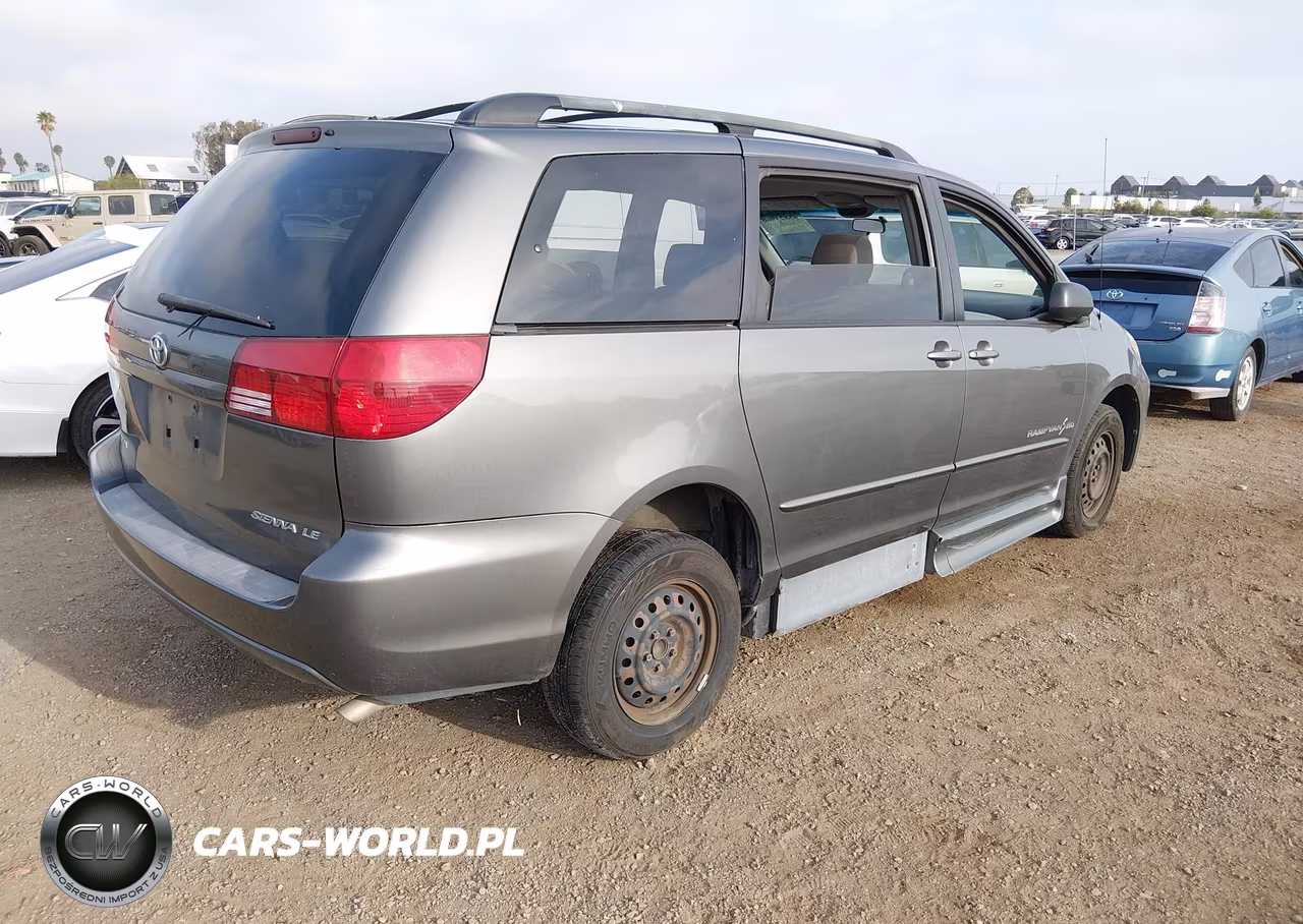 2005 Toyota Sienna Le VIN:5TDZA23C35S224258 - 4