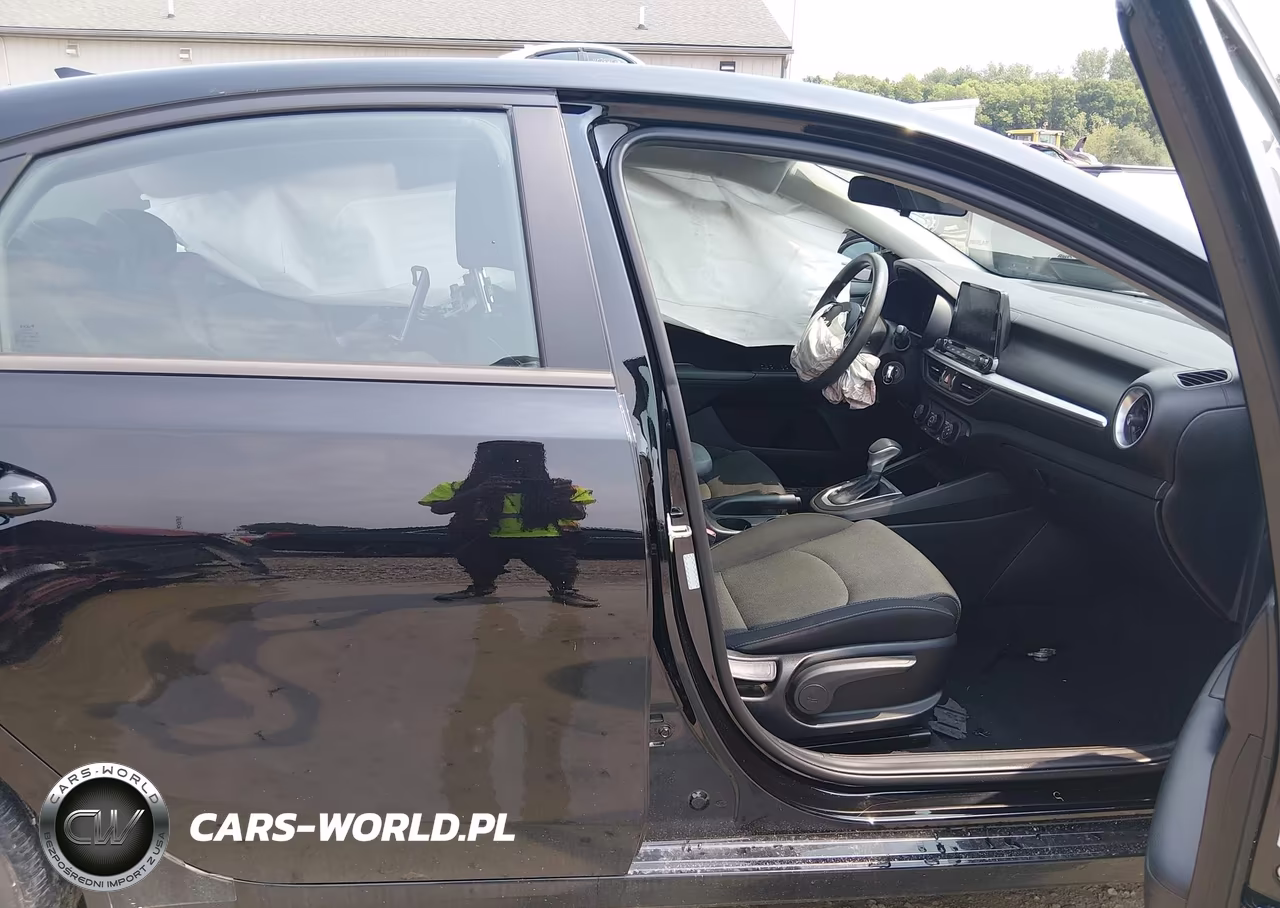 2022 Kia Forte Lxs VIN:3KPF24AD8NE456016 - 5