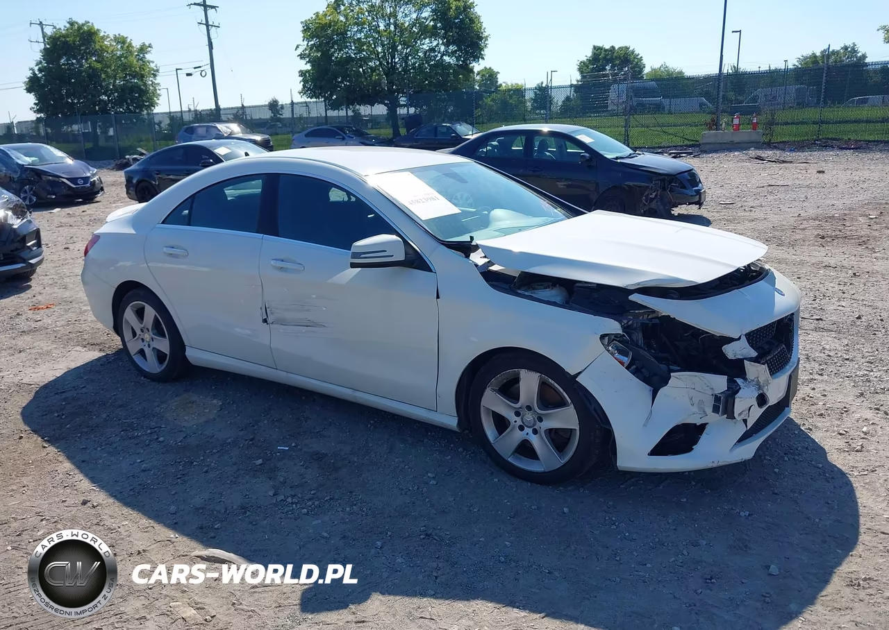 2016 Mercedes-Benz Cla 250 4Matic – zdjęcie 1 z 15
