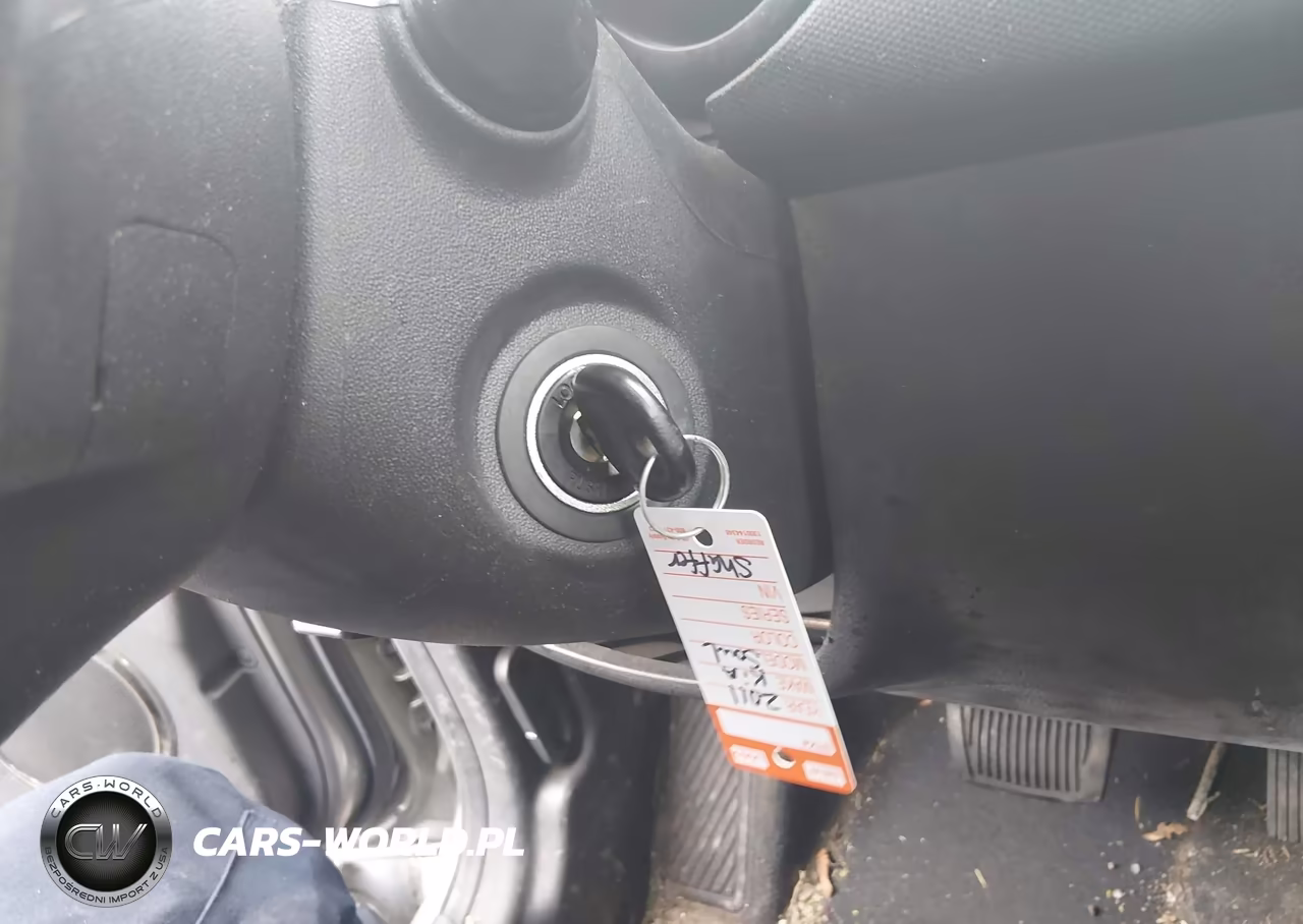 2011 Kia Soul + VIN:KNDJT2A28B7328509 - 11