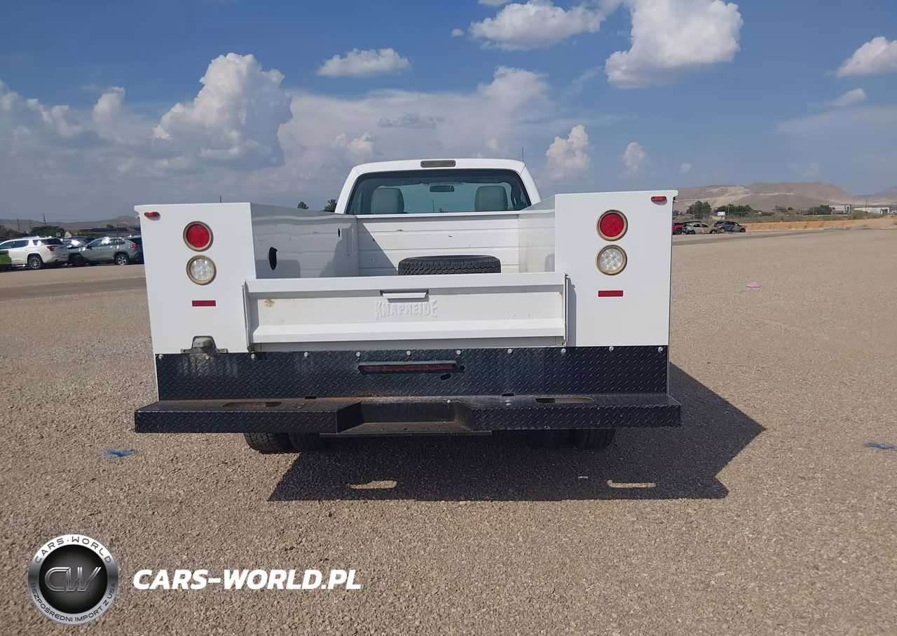 2016 Ford F-350 Chassis Xl VIN:1FDRF3HT4GEC86675 - 16