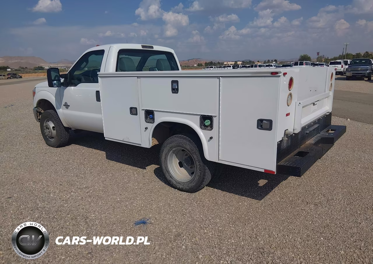 2016 Ford F-350 Chassis Xl VIN:1FDRF3HT4GEC86675 - 3