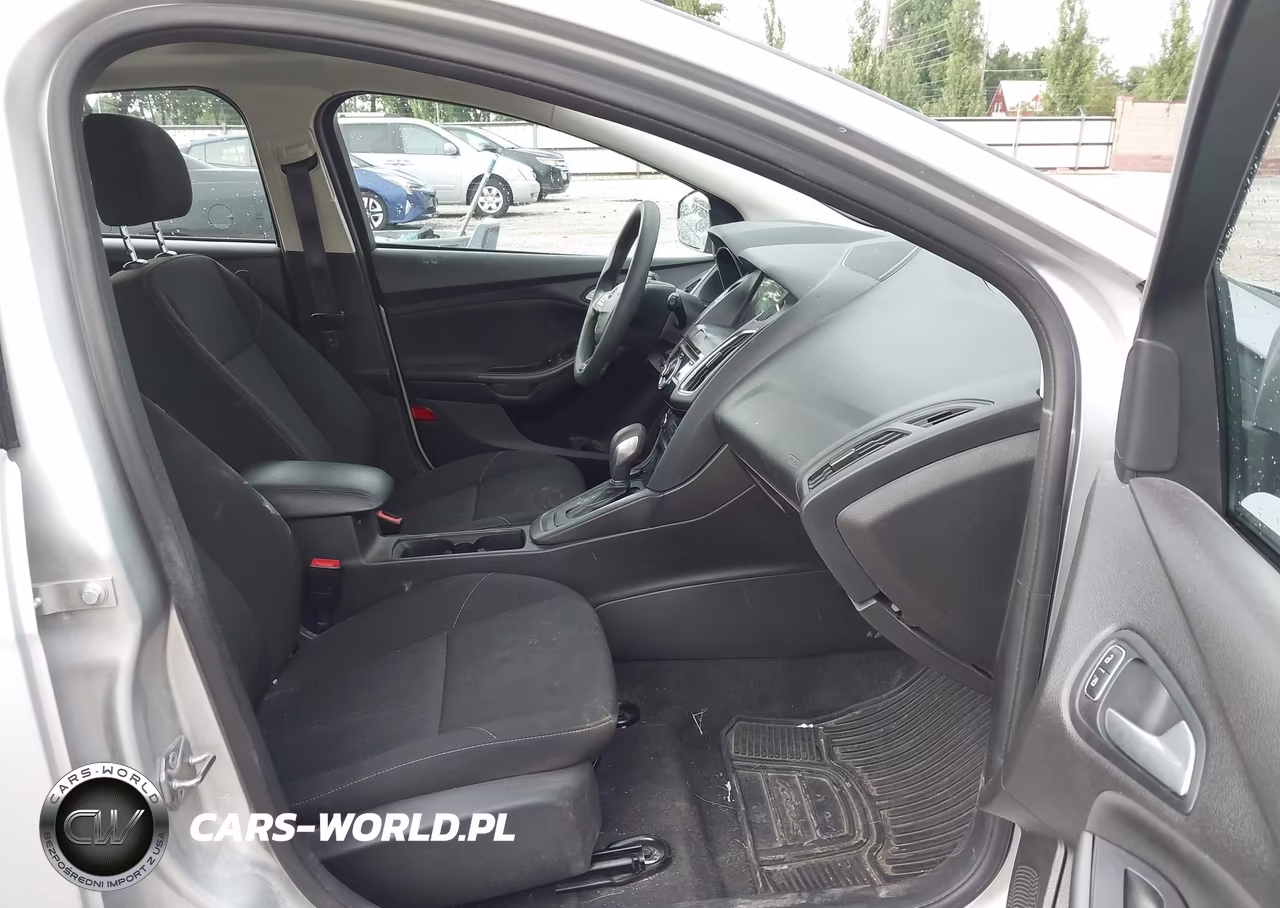 2017 Ford Focus Sel VIN:1FADP3M29HL257023 - 5