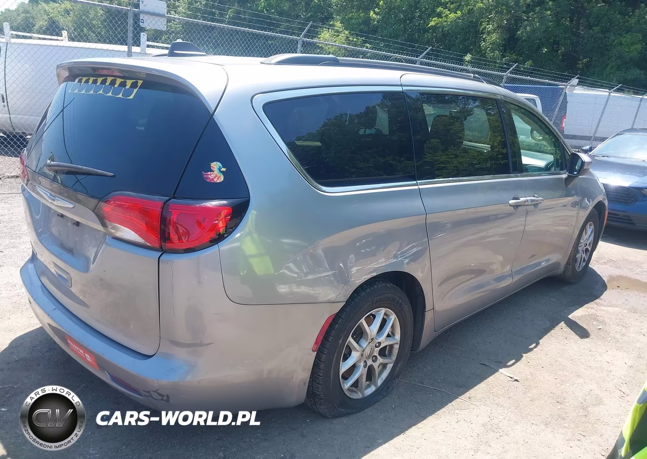 2021 Chrysler Voyager Lxi VIN:2C4RC1DG1MR538276 - 4
