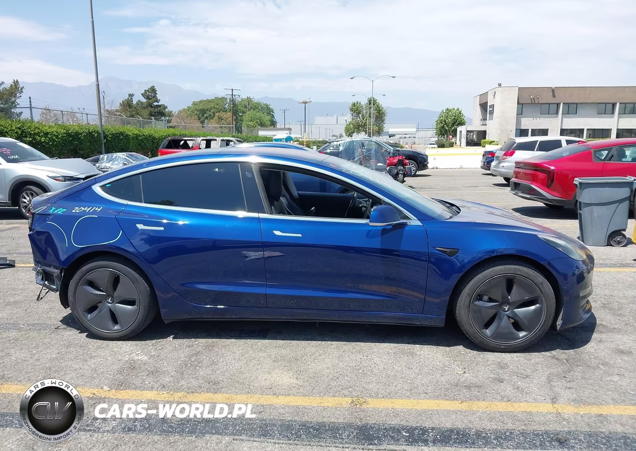 2018 Tesla Model 3 Long Range-Mid Range VIN:5YJ3E1EA1JF161031 - 14
