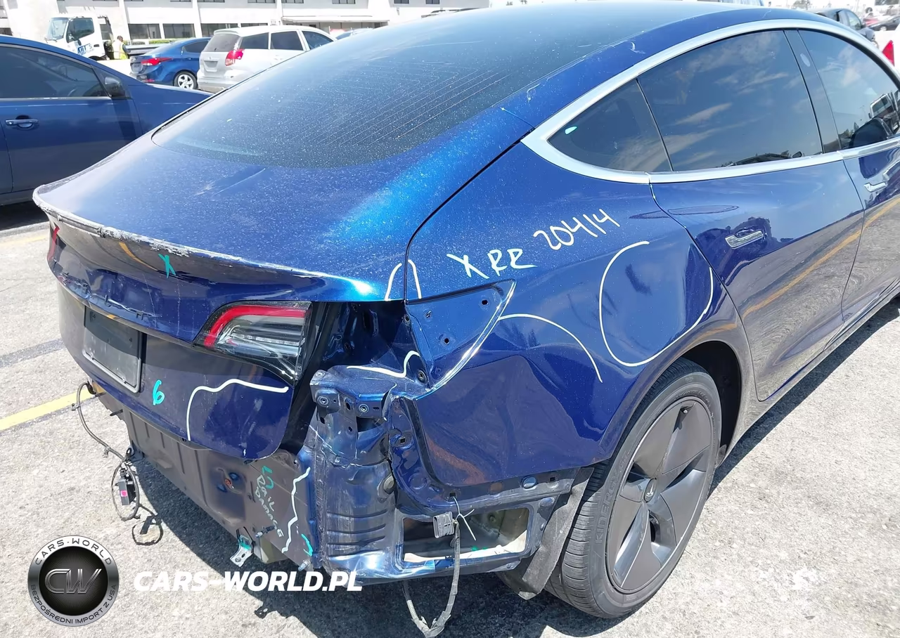 2018 Tesla Model 3 Long Range-Mid Range VIN:5YJ3E1EA1JF161031 - 20