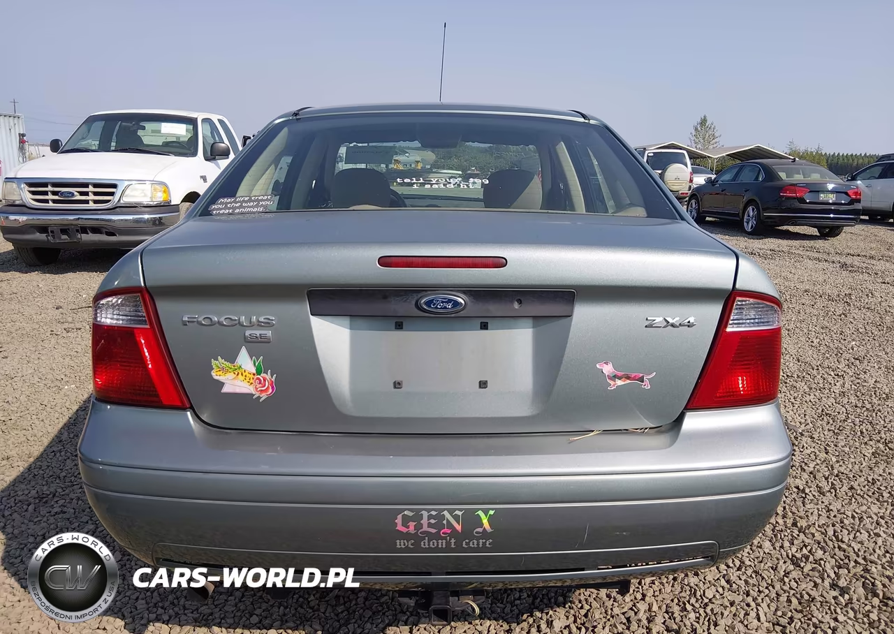 2005 Ford Focus Zx4 VIN:1FAFP34N55W304075 - 17