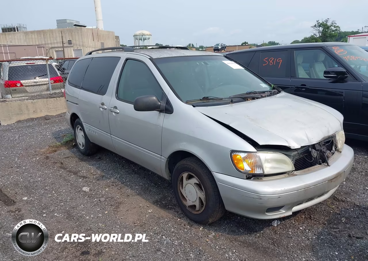 2003 Toyota Sienna Le