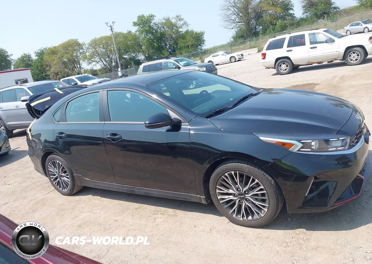 2024 Kia Forte Gt-Line VIN:3KPF54ADXRE839419 - 13