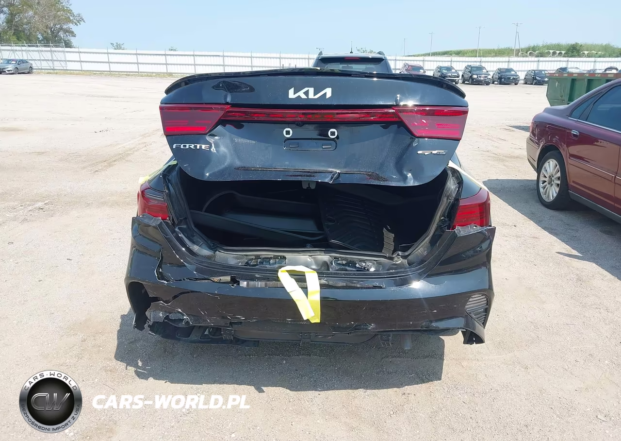 2024 Kia Forte Gt-Line VIN:3KPF54ADXRE839419 - 16