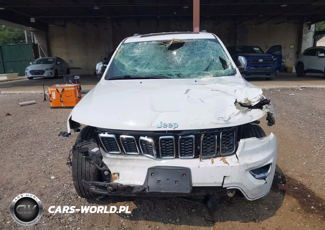 2018 Jeep Grand Cherokee Limited 4X4 VIN:1C4RJFBG7JC363476 - 13