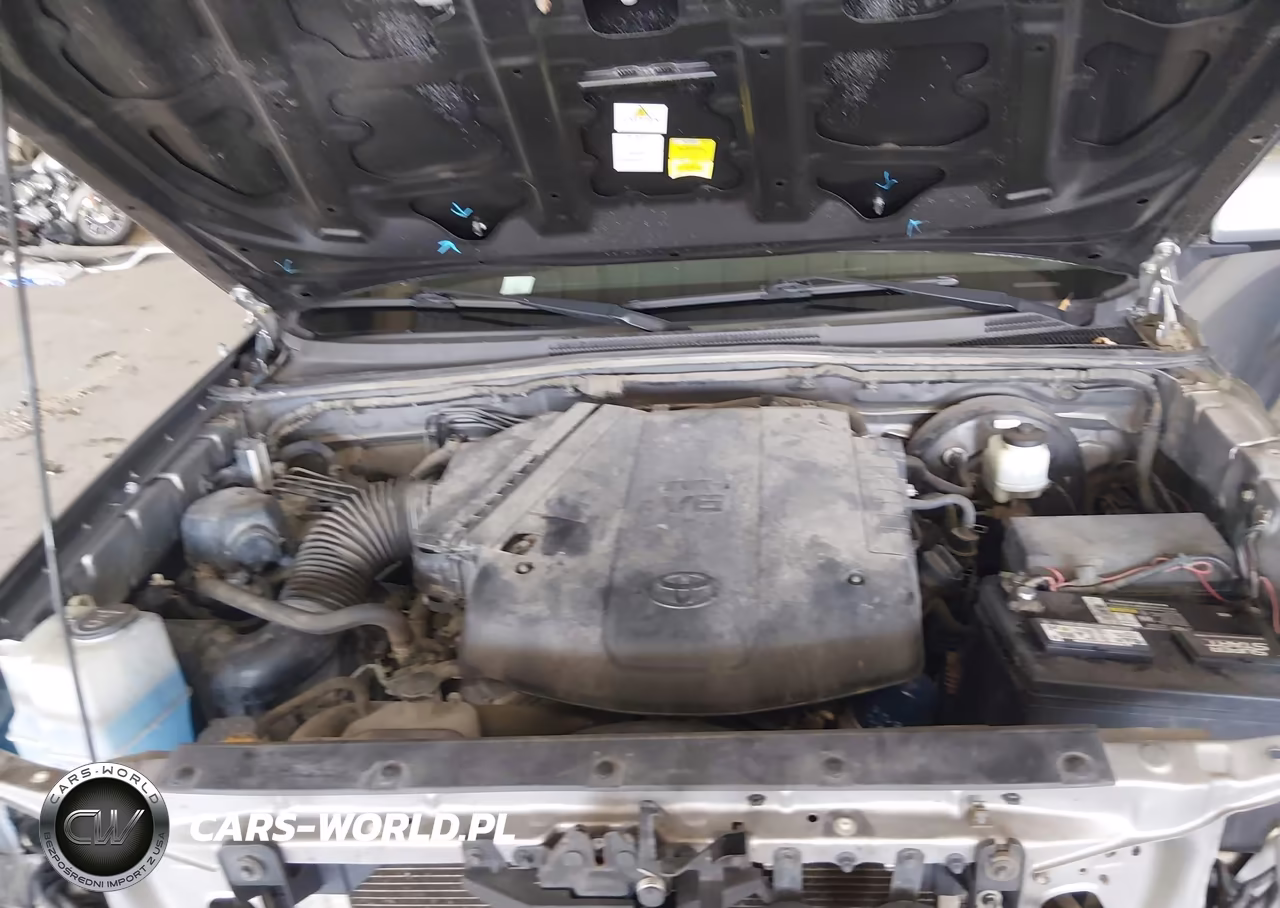 2015 Toyota Tacoma Prerunner V6 VIN:5TFJU4GN2FX081861 - 10