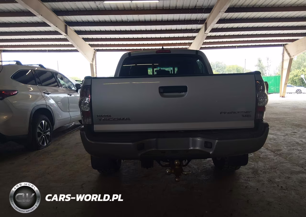 2015 Toyota Tacoma Prerunner V6 VIN:5TFJU4GN2FX081861 - 16