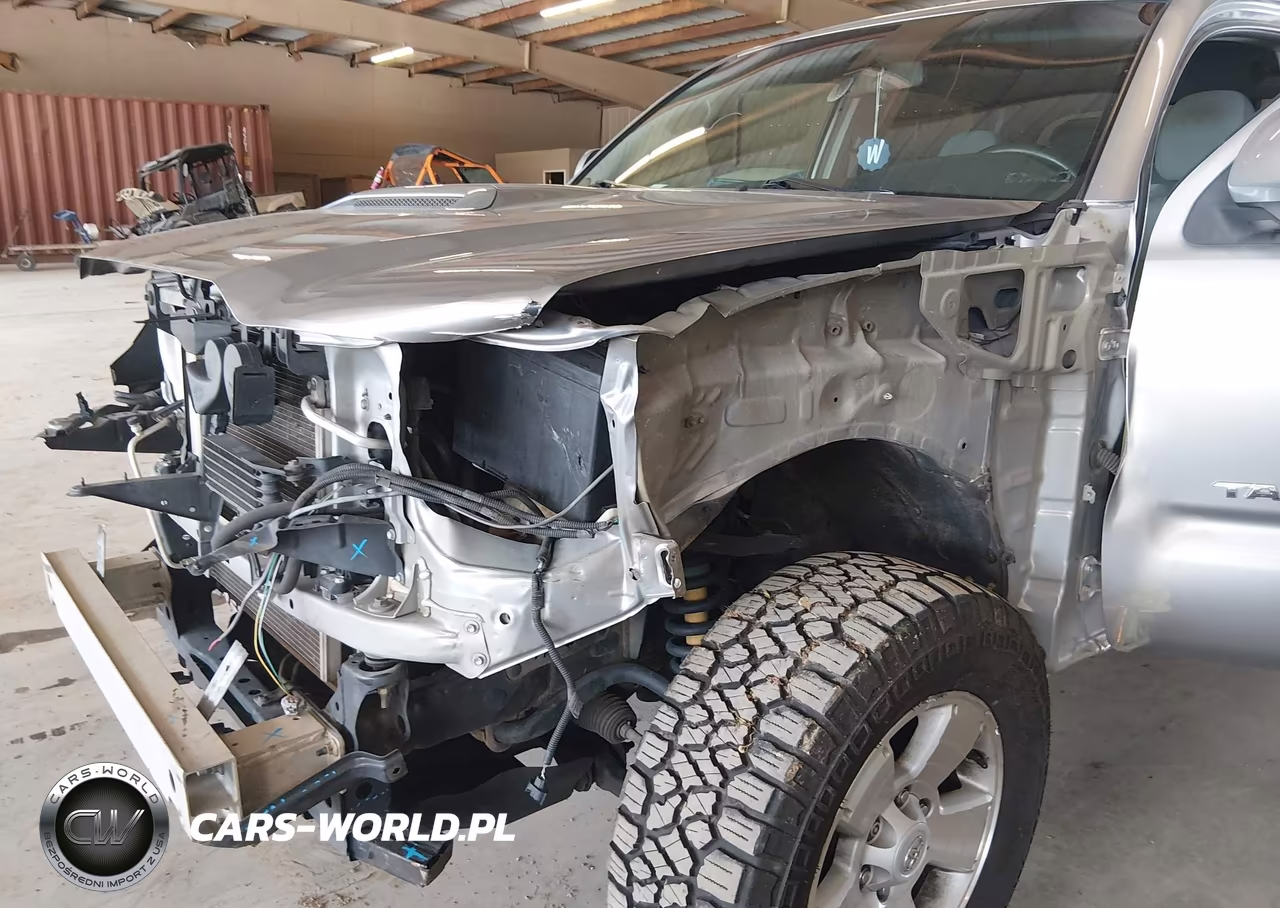 2015 Toyota Tacoma Prerunner V6 VIN:5TFJU4GN2FX081861 - 18