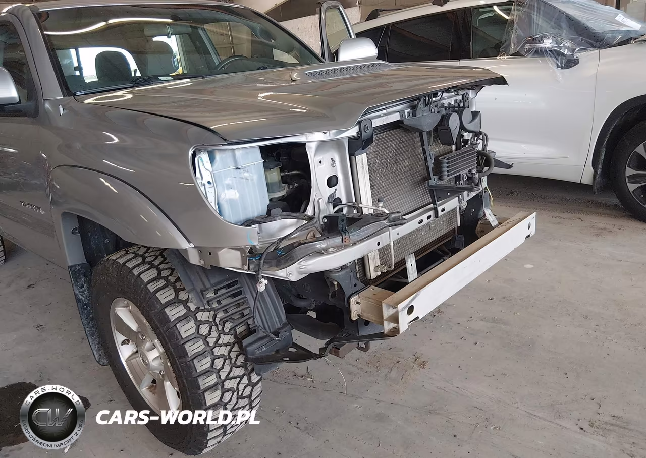 2015 Toyota Tacoma Prerunner V6 VIN:5TFJU4GN2FX081861 - 6