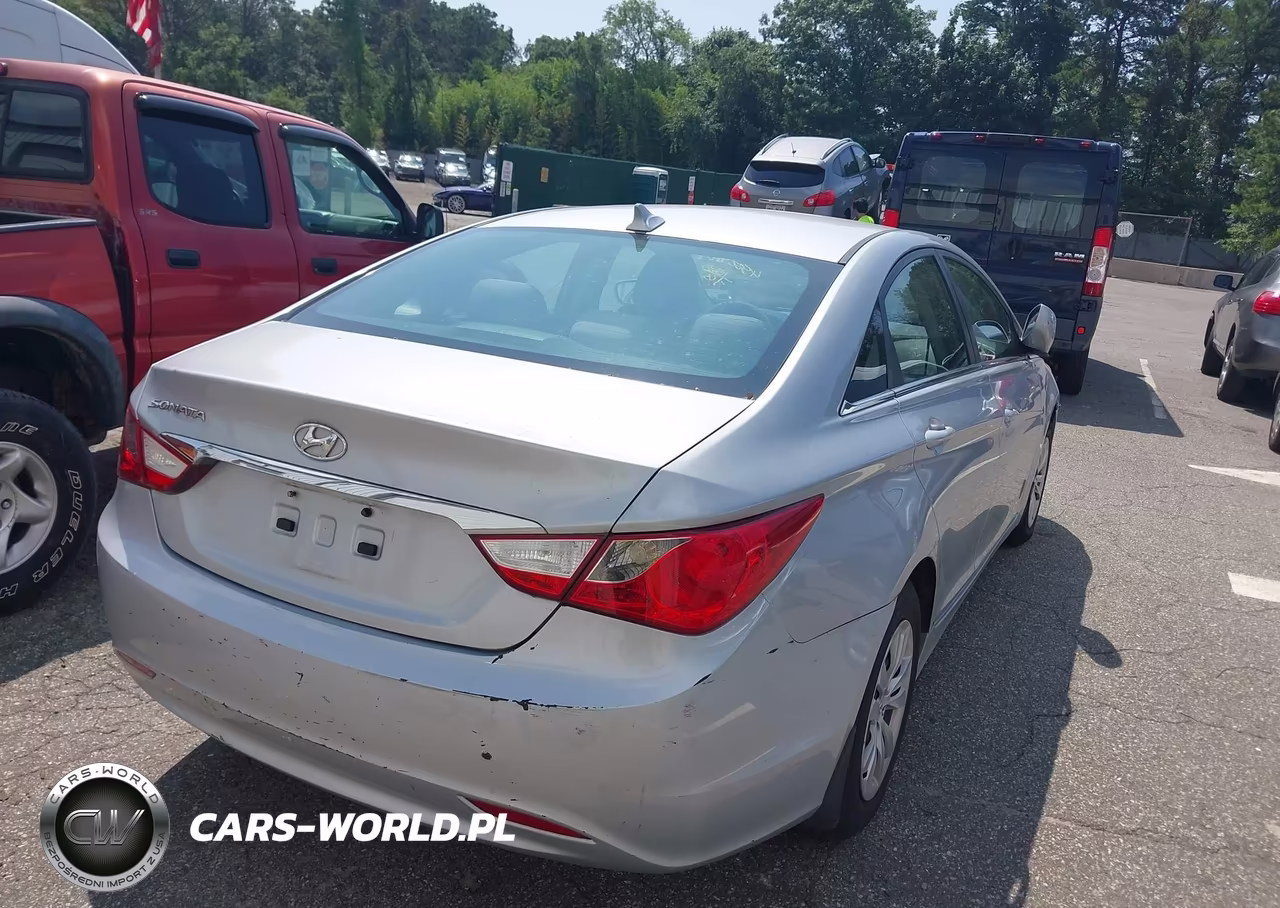 2011 Hyundai Sonata Gls VIN:5NPEB4AC7BH150404 - 4
