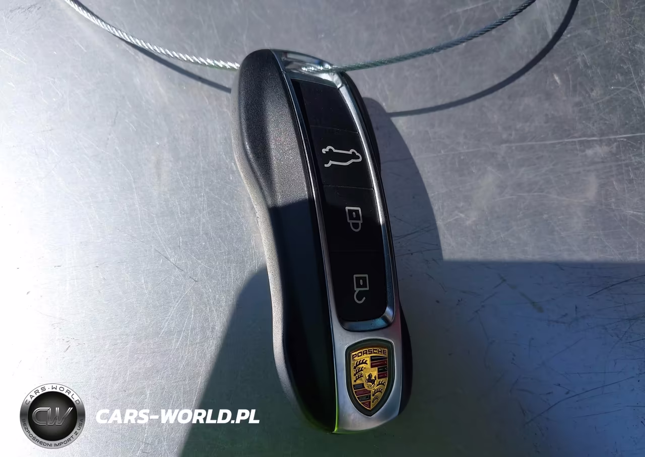 2022 Porsche Cayenne Coupe S-S Platinum Edition VIN:WP1BB2AY8NDA52140 - 11
