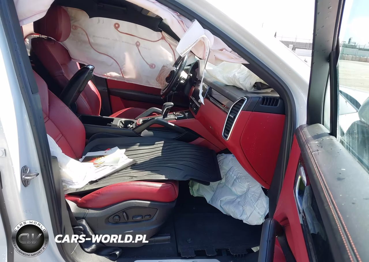 2022 Porsche Cayenne Coupe S-S Platinum Edition VIN:WP1BB2AY8NDA52140 - 5
