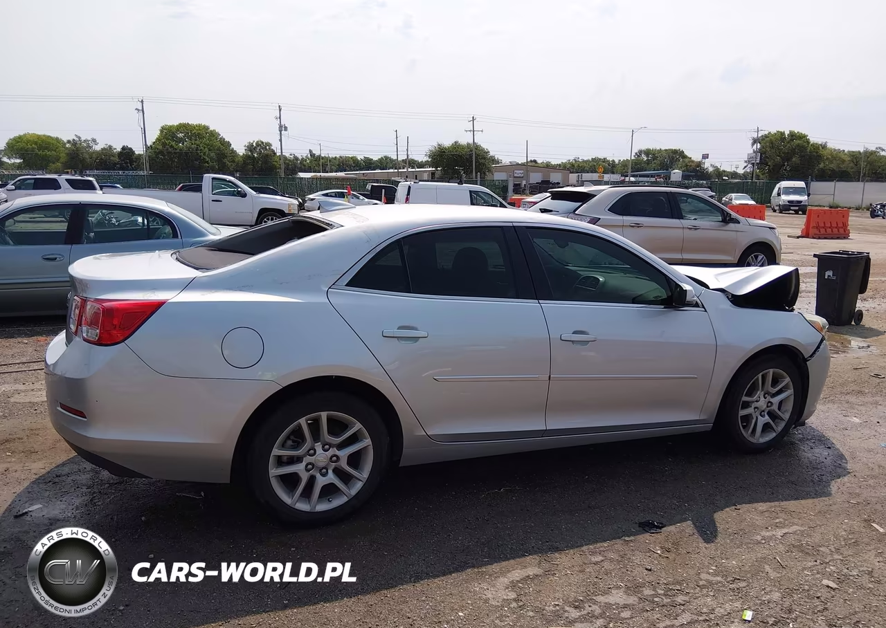 2015 Chevrolet Malibu 1Lt VIN:1G11C5SL1FF300497 - 13