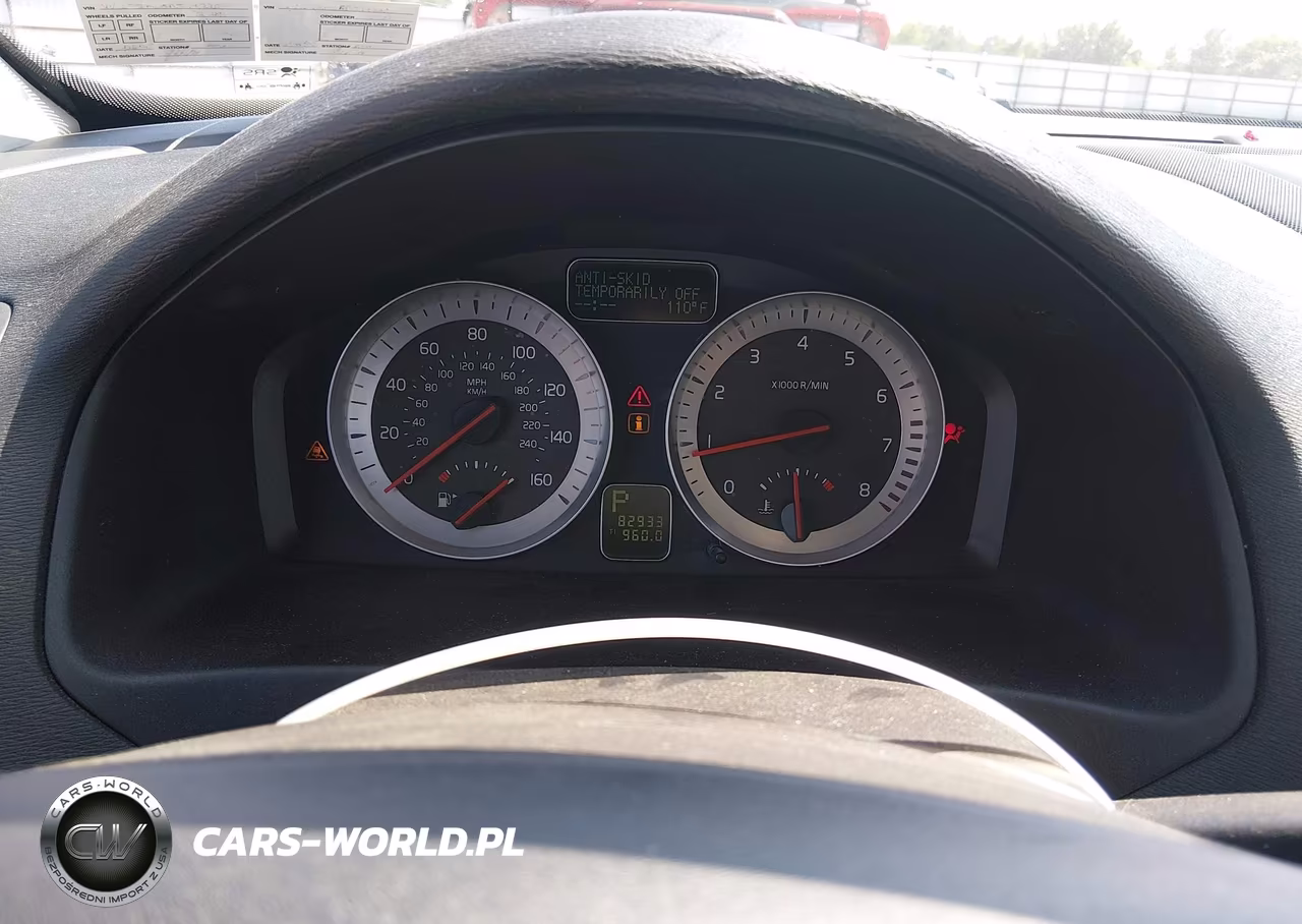 2013 Volvo C70 T5 VIN:YV1672MC5DJ142201 - 7