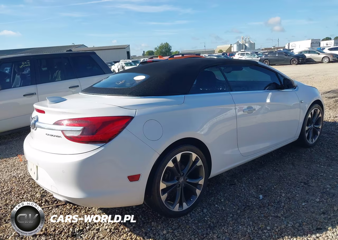 2018 Buick Cascada Premium VIN:W04WH3N58JG041990 - 4