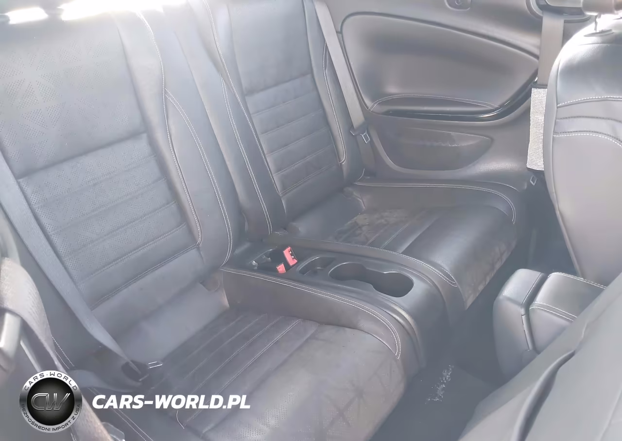 2018 Buick Cascada Premium VIN:W04WH3N58JG041990 - 8